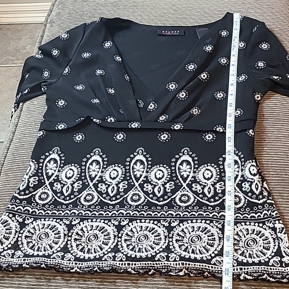 Axcess Mesh Blouse - Picture 10 of 11